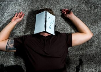 feeling tired when studying